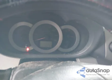 2011 Toyota Rav4 z USA, uszkodzony, nr VIN 2T3ZF4DV6BW063461